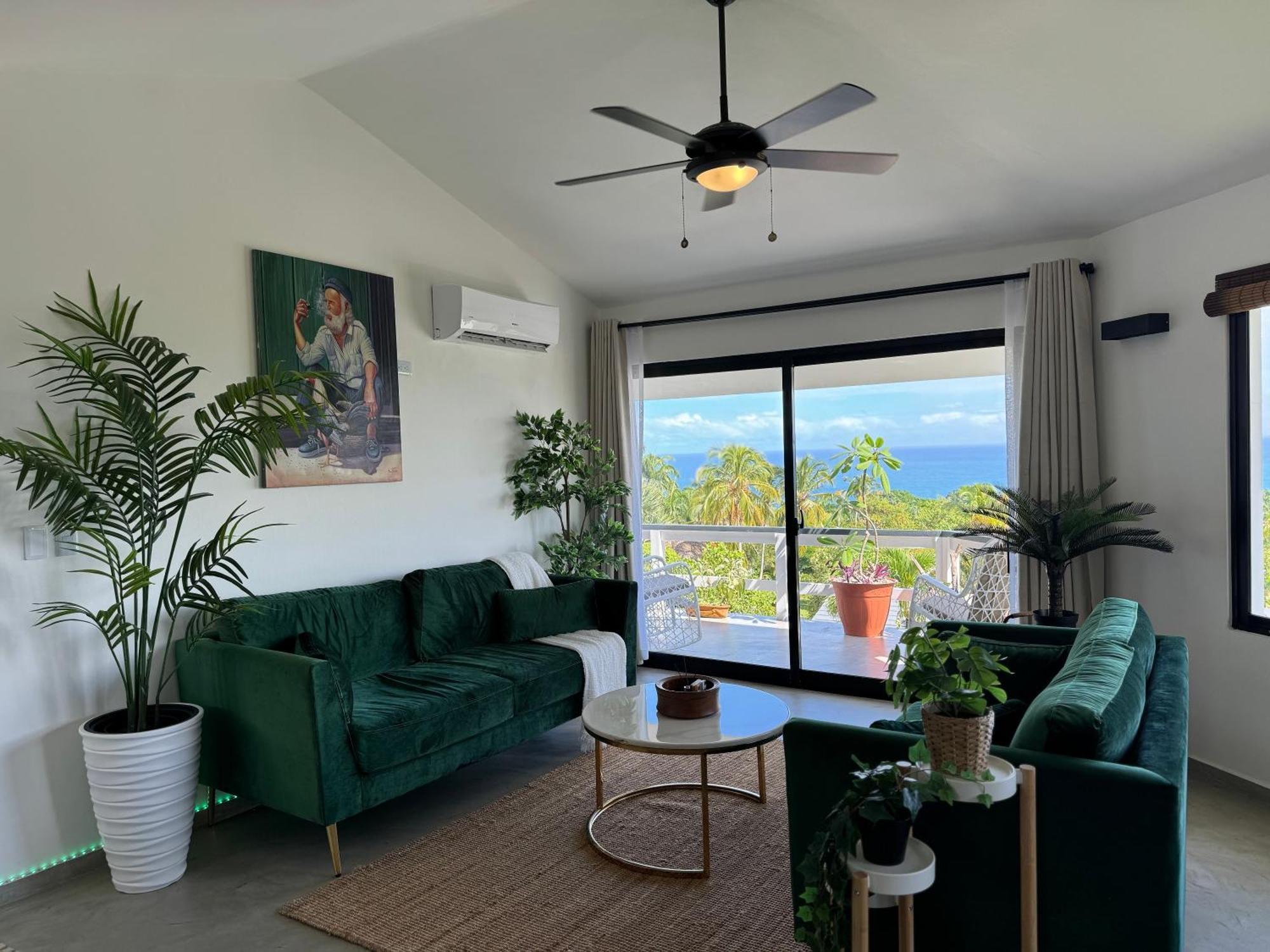 Catalina, Cabrera Oceanview Multi 2 Bd 2 Bath Condo Units With Balcony And Pool Экстерьер фото