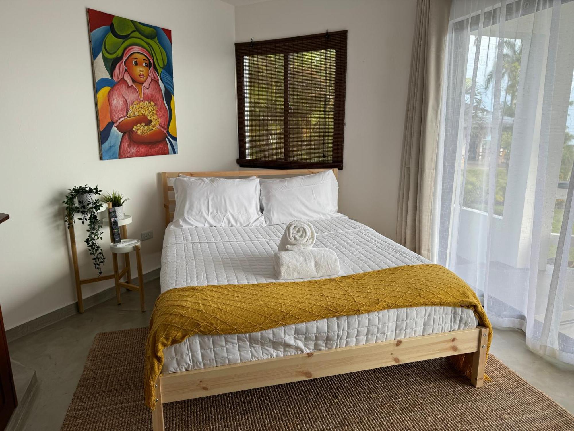 Catalina, Cabrera Oceanview Multi 2 Bd 2 Bath Condo Units With Balcony And Pool Экстерьер фото